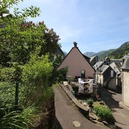 Maison 6-9 Pers Pour Et Cure Thermale Holiday home *